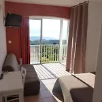 Hotel Alata 2*