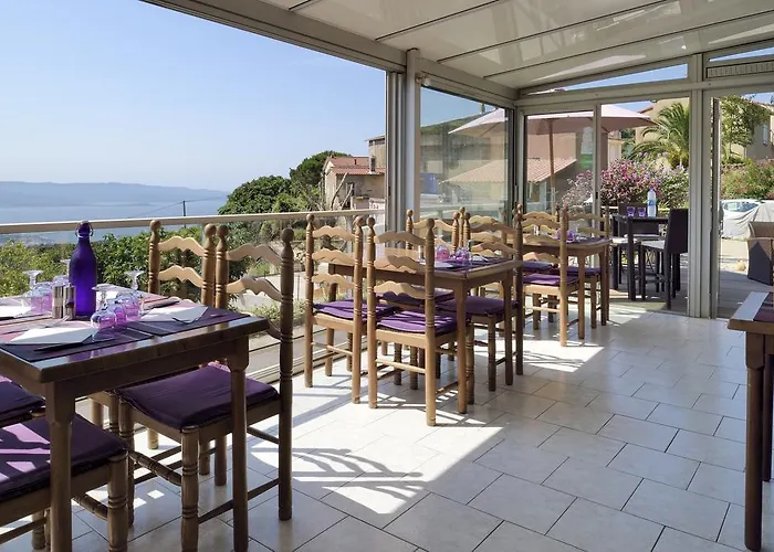 阿拉塔酒店 酒店